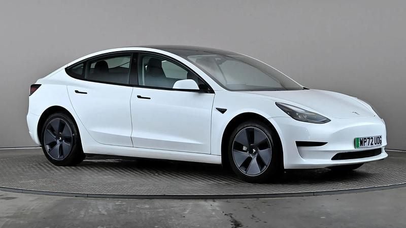 White Used 2022 Tesla Model 3 RWD Sedan | £20,998 (Good price) - Image 1/3
