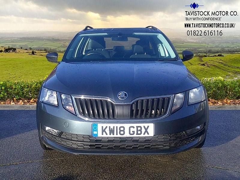 Used Skoda Octavia SE 150 HP (110 kW) 2018 Grey Estate