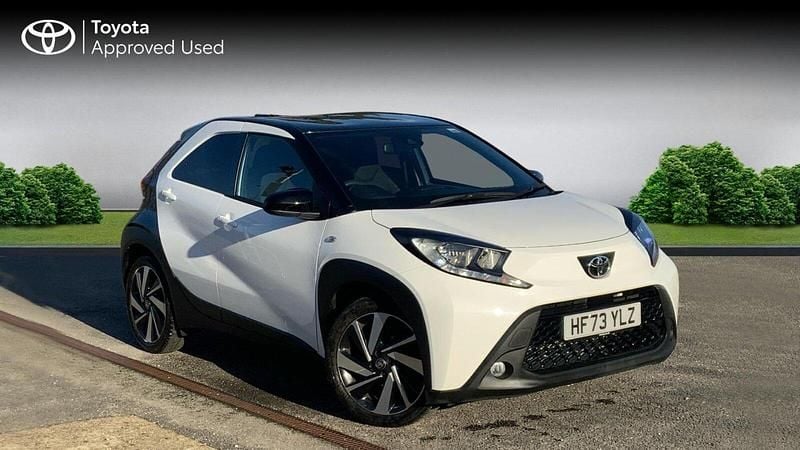 Used Toyota Aygo X 72 HP (52 kW) 2023 Pure white SUV