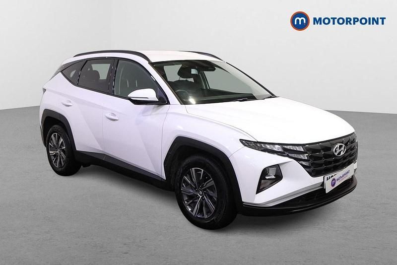White Used 2023 Hyundai Tucson SE SUV | £18,499 (Good price) - Image 1/4