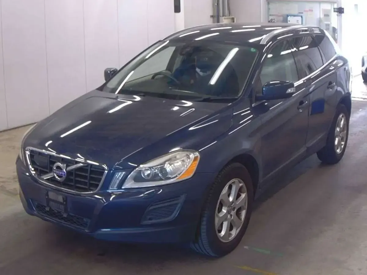 Used Volvo XC60 SE 2013 Blue SUV