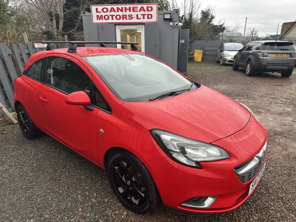 Begagnad Vauxhall Corsa SRi 75 HK (55 kW) 2017 Röd Halvkombi