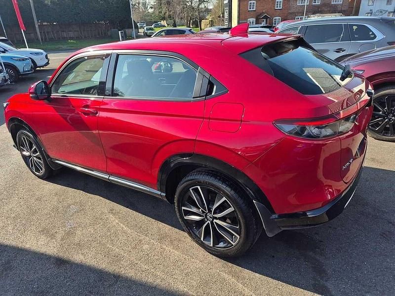 Second-hand Honda HR-V Advance 131 CP (96 kW) 2022 Roșu SUV