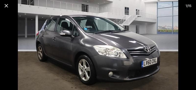 Grey Used 2010 Toyota Auris Hatchback | £1,495 (Super price) - Image 1/4