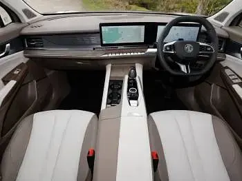 New MG MGS9 299 HP (219 kW) 2026 Silver SUV