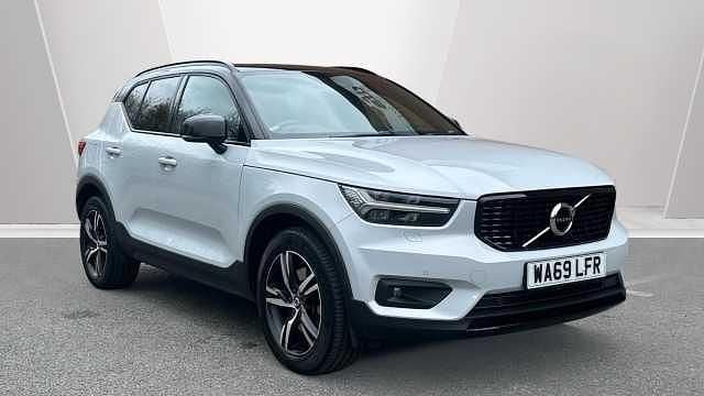 Used Volvo XC40 R-Design 190 HP (139 kW) 2019 Silver SUV