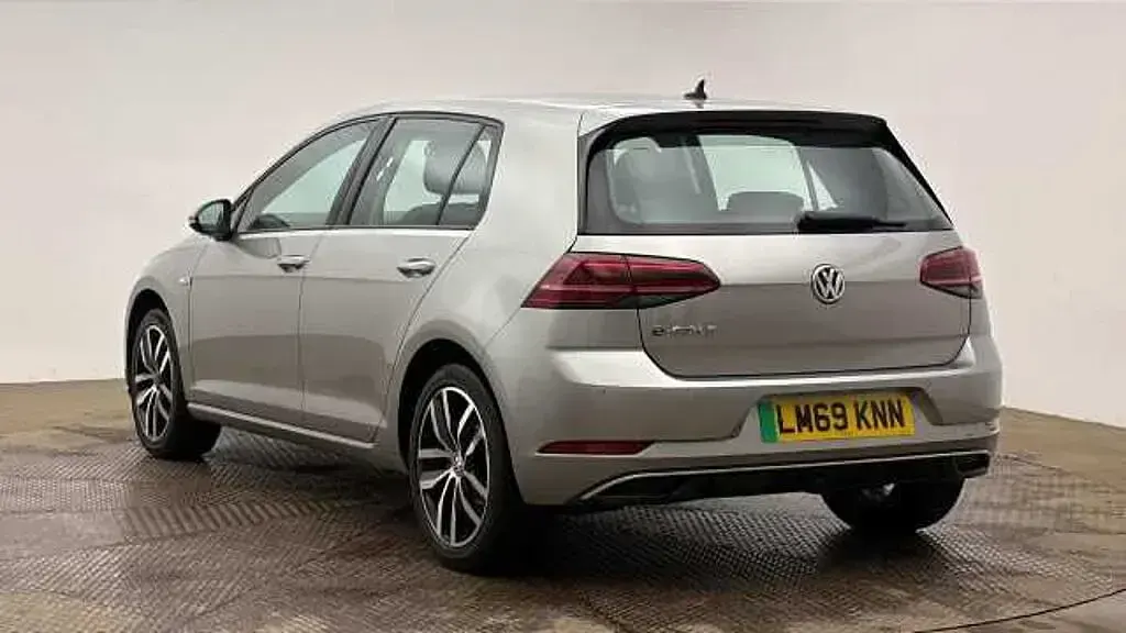 Used VW e-Golf 99 kW (135 HP) 2019 Silver Hatchback