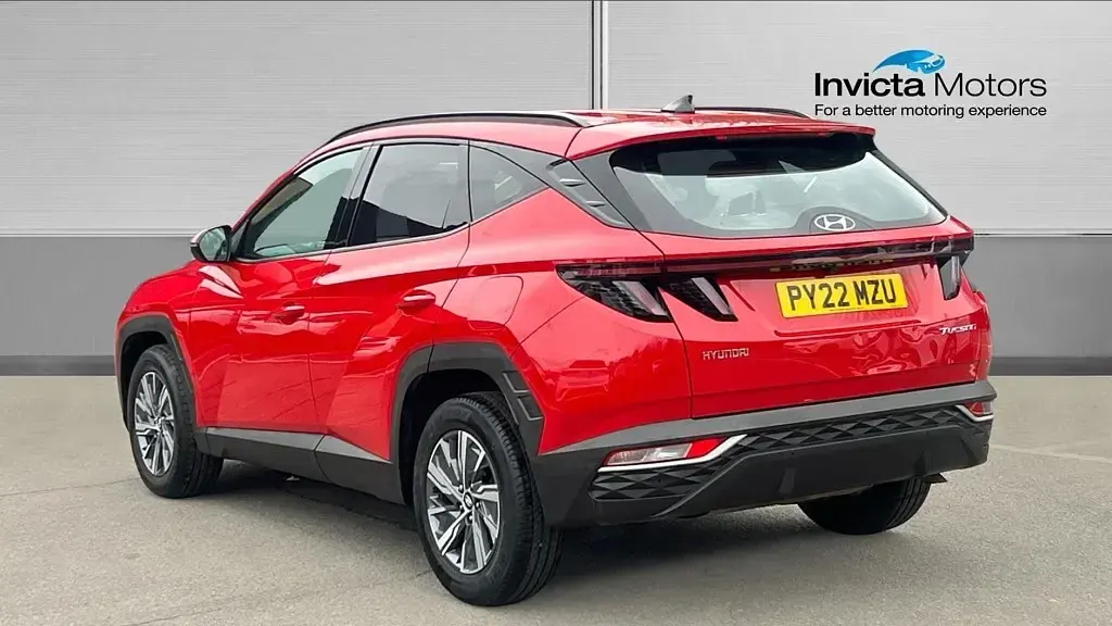 Used Hyundai Tucson SE 150 HP (110 kW) 2022 Red SUV