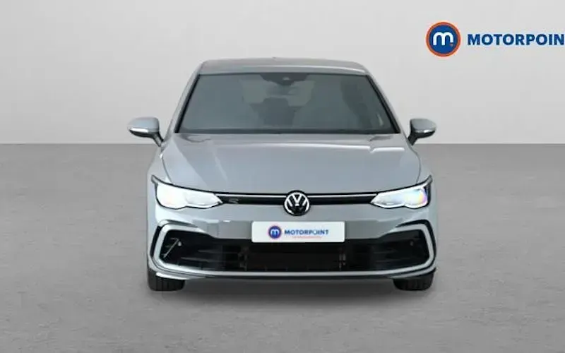Used VW Golf VIII R-line 131 HP (96 kW) 2024 Hatchback