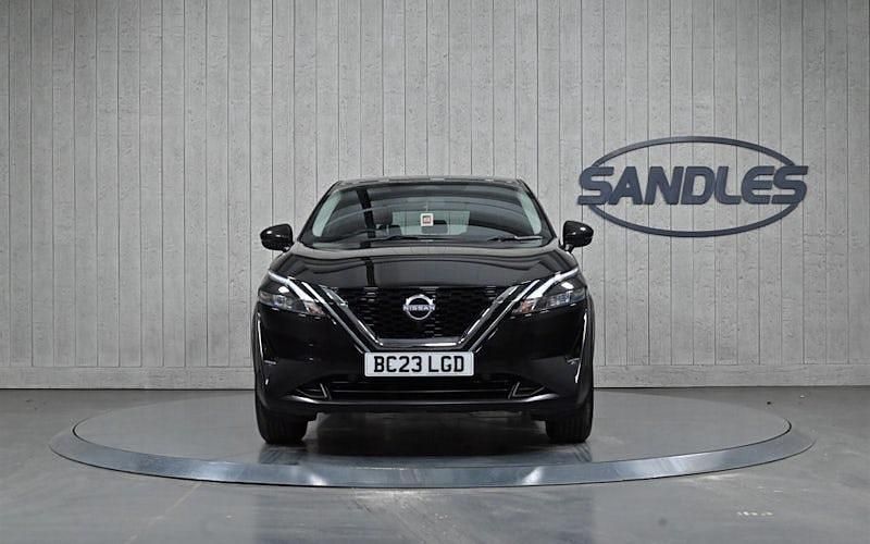 Used Nissan Qashqai Acenta Premium 140 HP (102 kW) 2023 Black SUV