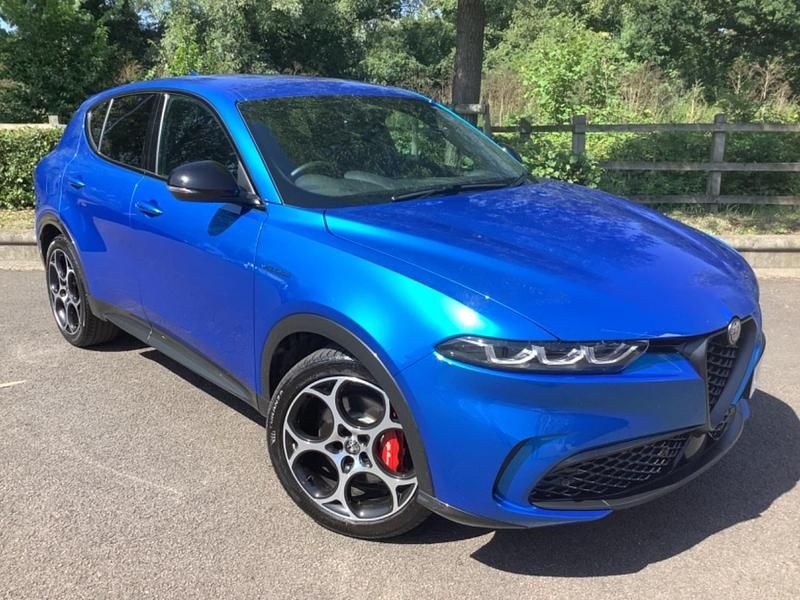 Blue Used 2022 Alfa Romeo Tonale Veloce SUV | £27,694 (Expensive) - Image 1/4