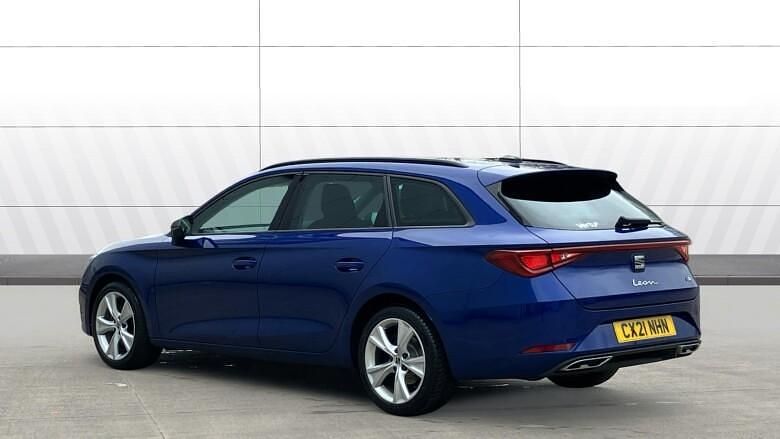 Used Seat Leon FR 150 HP (110 kW) 2021 Blue Estate