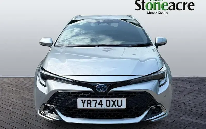 Used Toyota Corolla Design 140 HP (102 kW) 2026 Estate