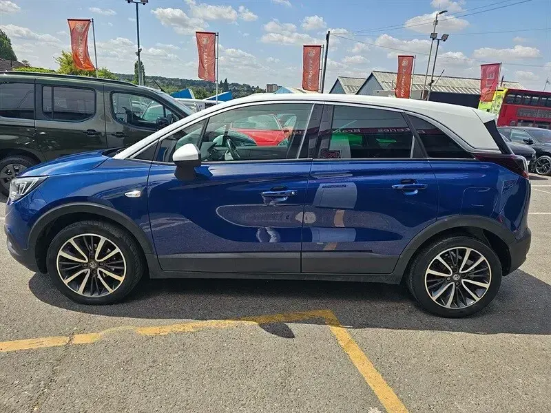 Used Vauxhall Crossland X Elite 83 HP (61 kW) 2019 Blue SUV