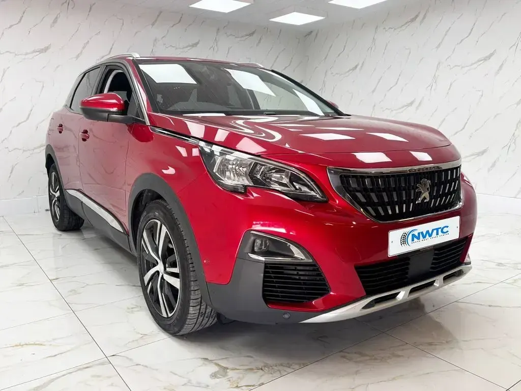 Used Peugeot 3008 Allure 130 HP (95 kW) 2019 Red SUV