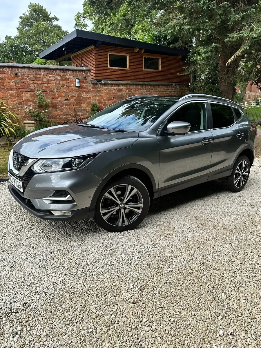 Used Nissan Qashqai N-Connecta 2018 Grey SUV