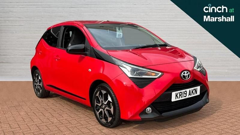 Red Used 2019 Toyota Aygo Trend Hatchback | £10,992 (Fair price) - Image 1/4