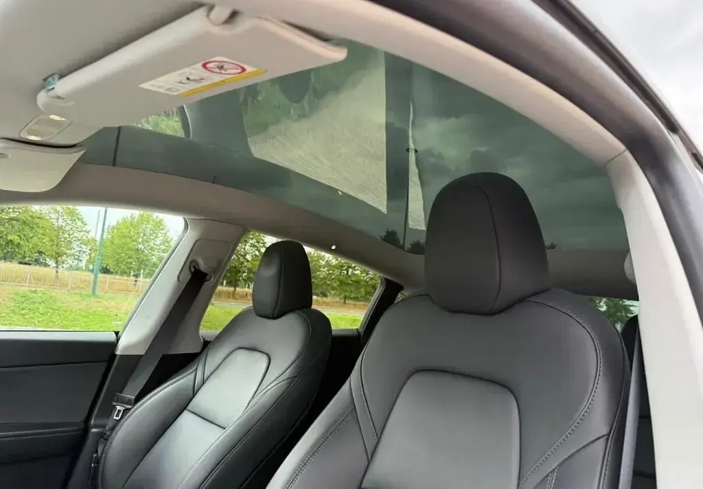 Używany Tesla Model Y Performance 392 kW (534 KM) 2024 SUV
