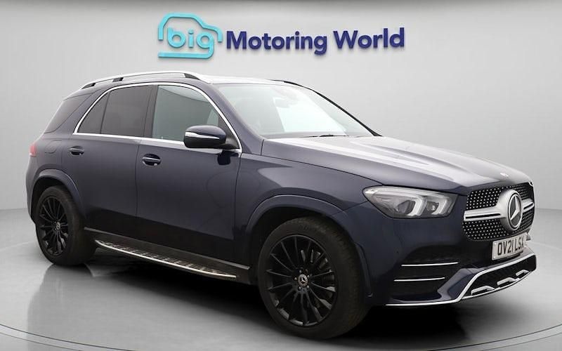 Used 2021 Mercedes E300 AMG line Estate | £34,550 (Expensive) - Image 1/4