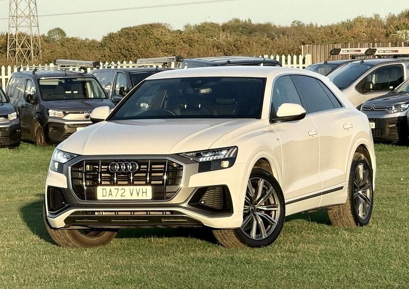 White Used 2023 Audi Q8 S-Line SUV | £48,000 (Fair price) - Image 1/4