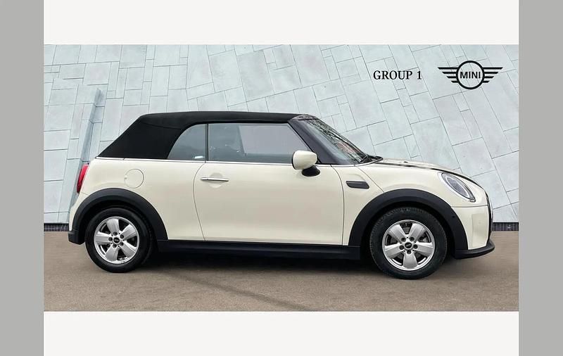 Used Mini Cooper Cabriolet Classic 136 HP (100 kW) 2021 White Cabriolet