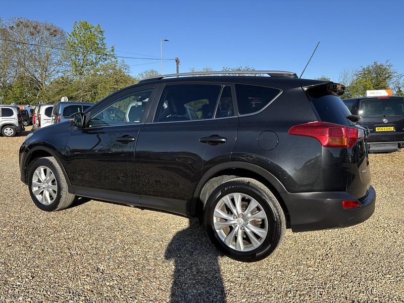 Usado Toyota RAV4 150 HP (110 kW) 2013 Preto SUV