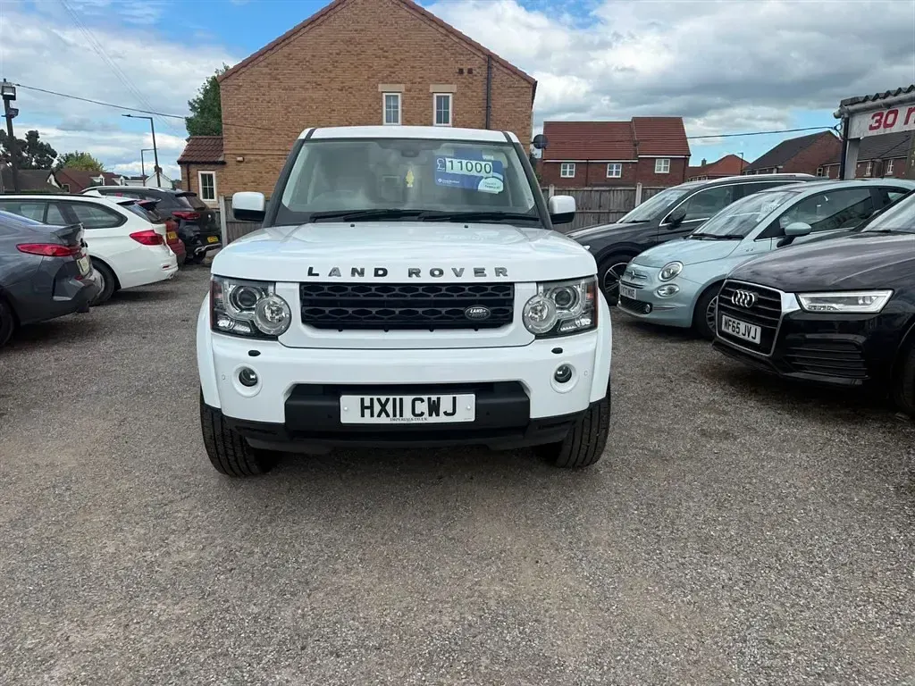 Used Land Rover Discovery 4 HSE 2011 White SUV