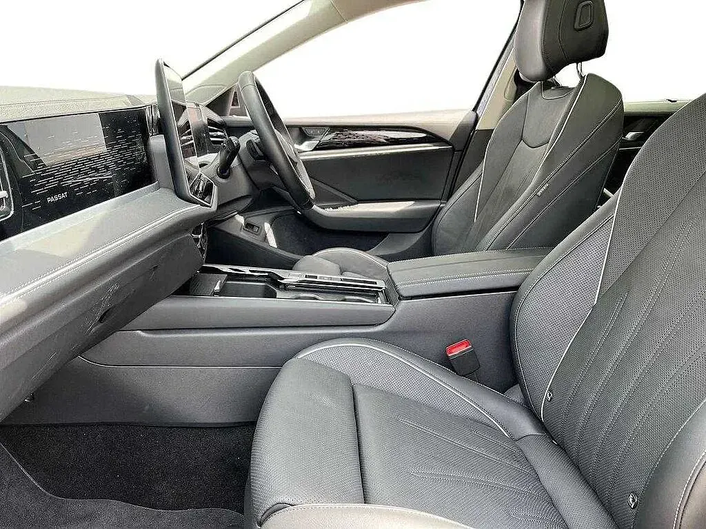 Used VW Passat 150 HP (110 kW) 2026 Estate