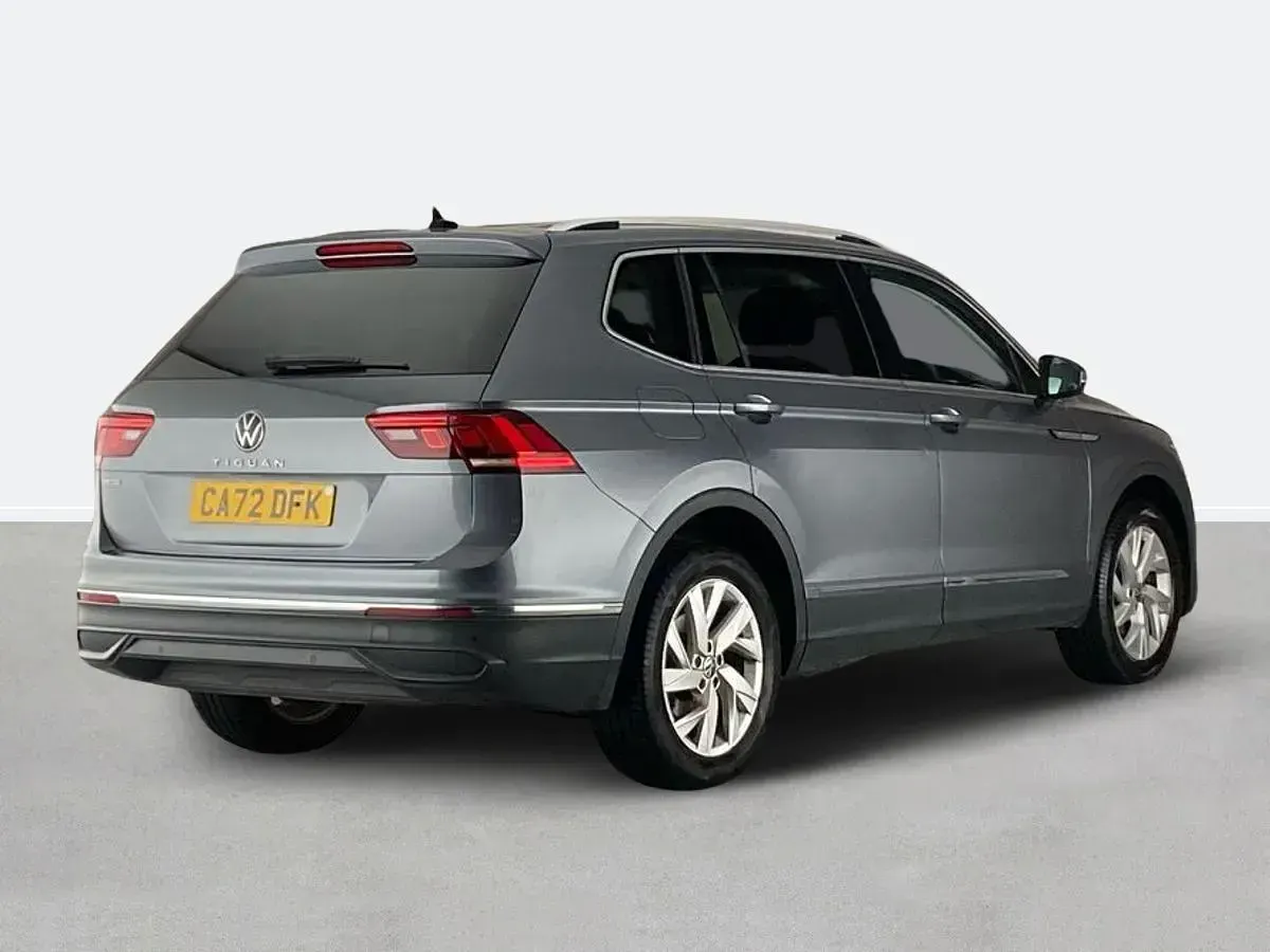 Used VW Tiguan Allspace Life 150 HP (110 kW) 2022 Grey SUV