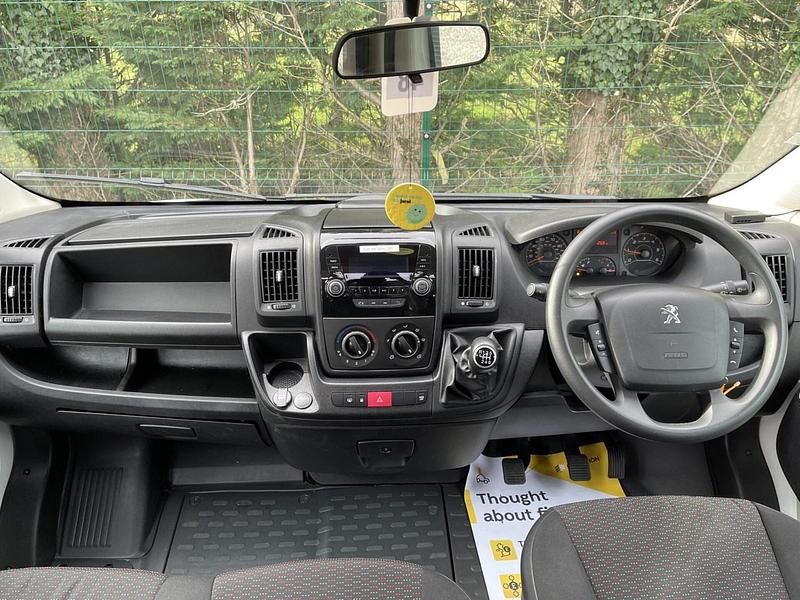 Used Peugeot Boxer 130 HP (95 kW) 2019 White Van