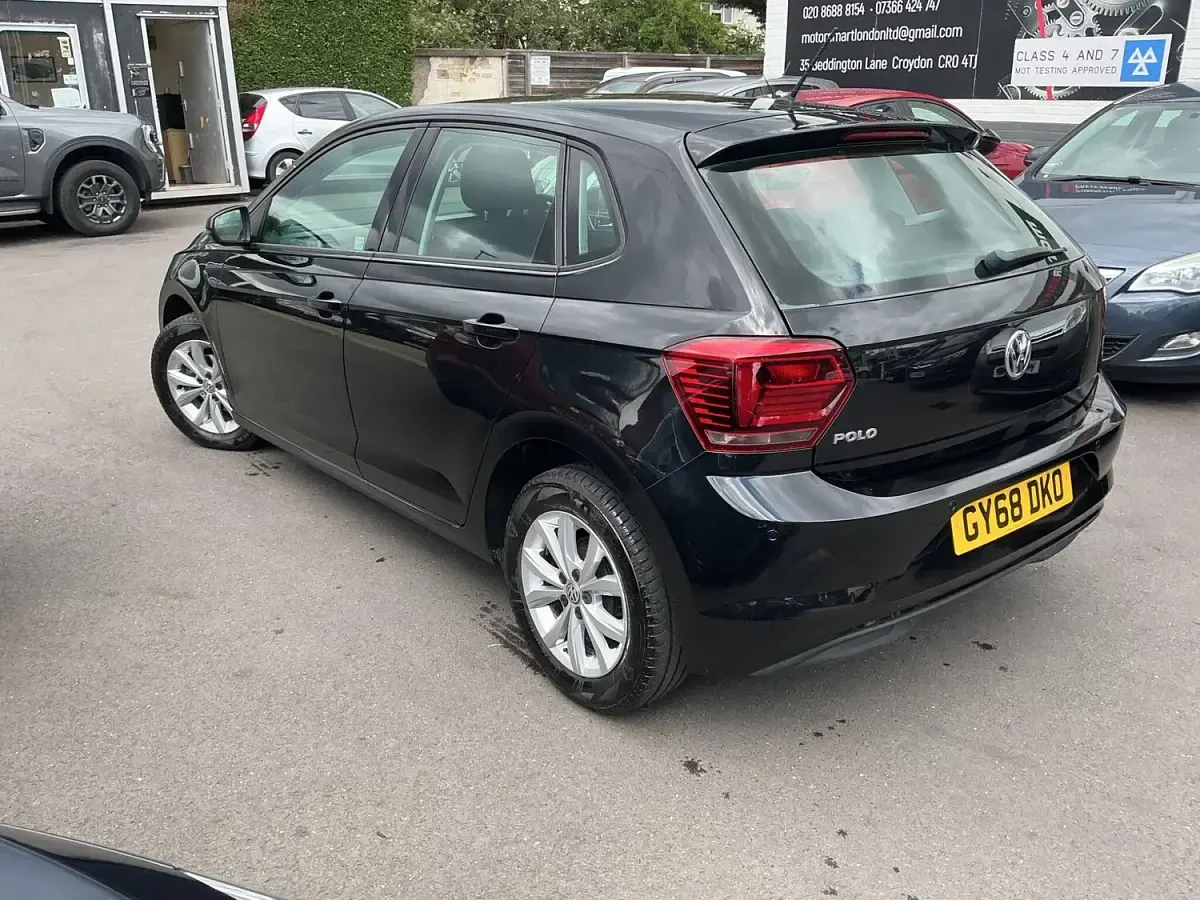 Used VW Polo SE 2018 Black Hatchback