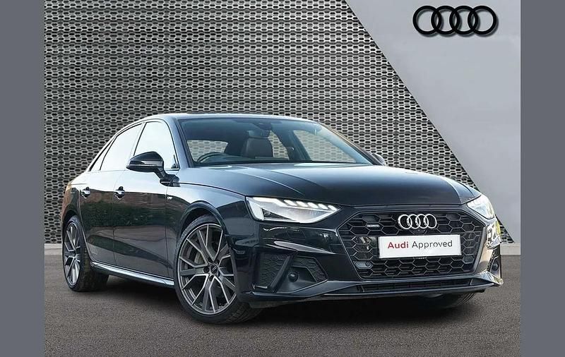 Used Audi A4 Advanced 261 HP (191 kW) 2021 Black Sedan