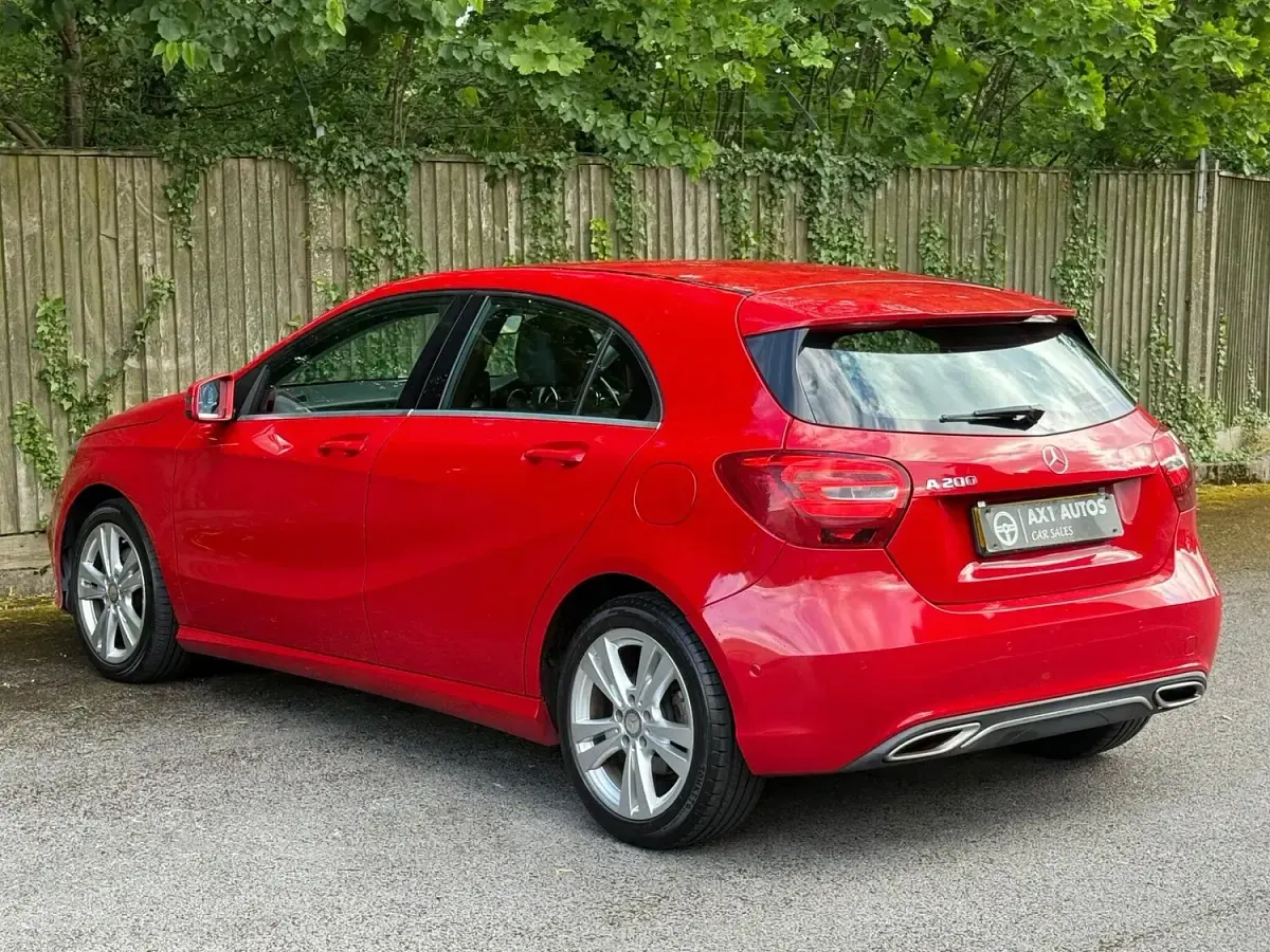 Used Mercedes A200 Executive 153 HP (112 kW) 2017 Red Hatchback