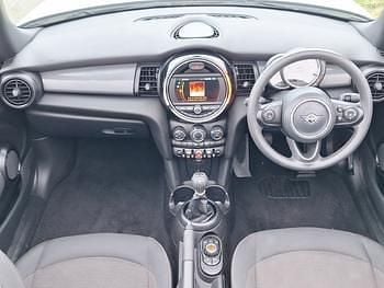 Used Mini Cooper Cabriolet Classic 136 HP (100 kW) 2018 White Cabriolet