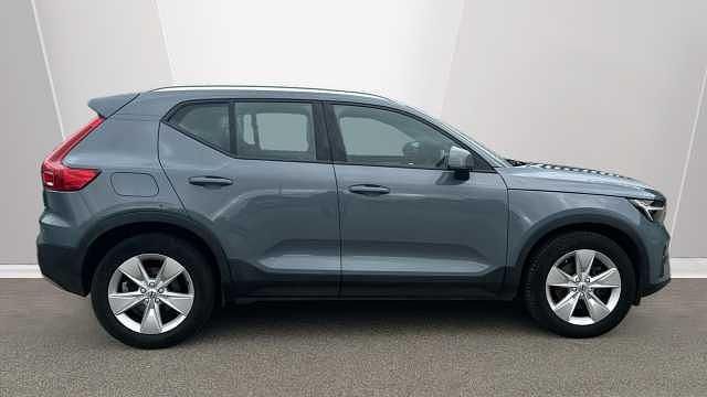 Used Volvo XC40 Core 161 HP (118 kW) 2023 SUV