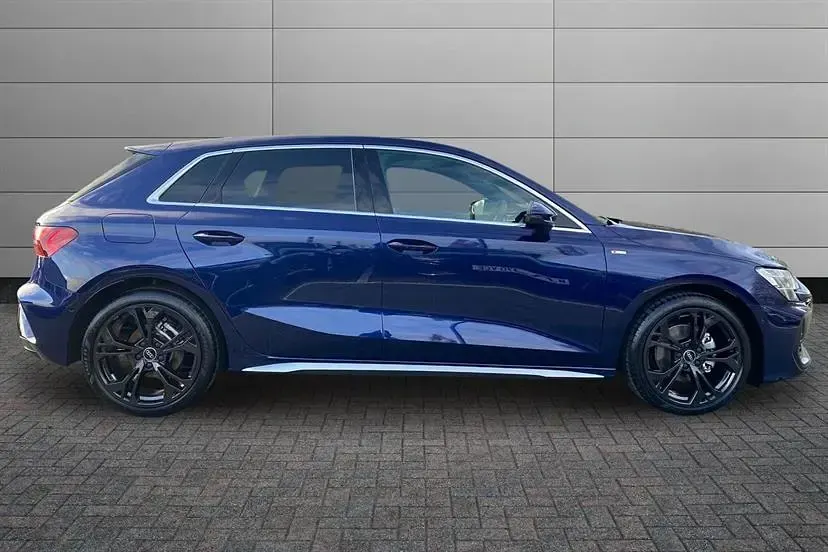 New Audi A3 S-Line 116 HP (85 kW) 2025 Unknown