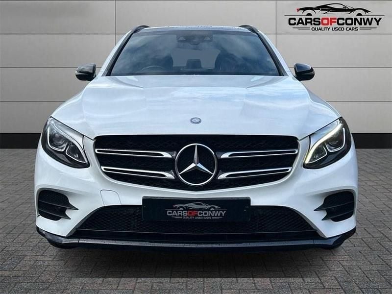 Used Mercedes GLC250 AMG line 204 HP (150 kW) 2016 White Estate
