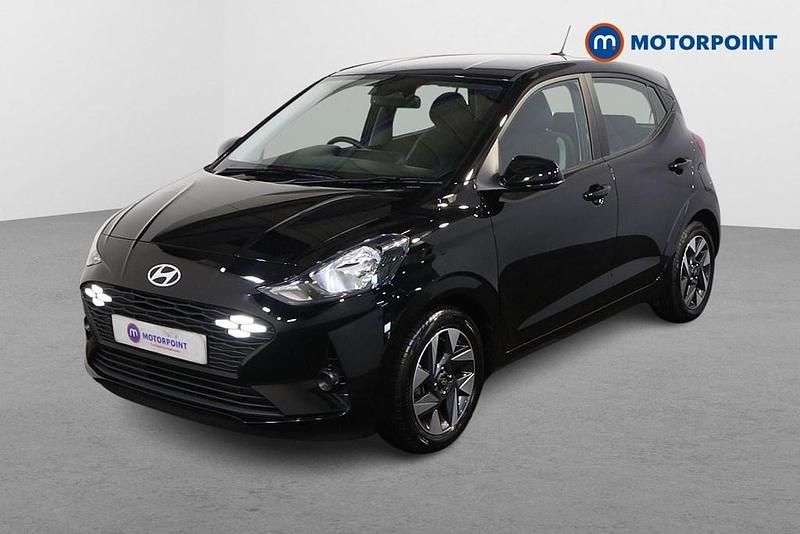 Used Hyundai i10 Advanced 63 HP (46 kW) 2025 Black Hatchback
