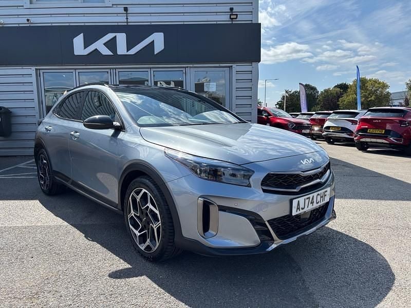 Lunar silver Used 2025 Kia XCeed GT-Line S SUV | £25,995 (Expensive) - Image 1/4