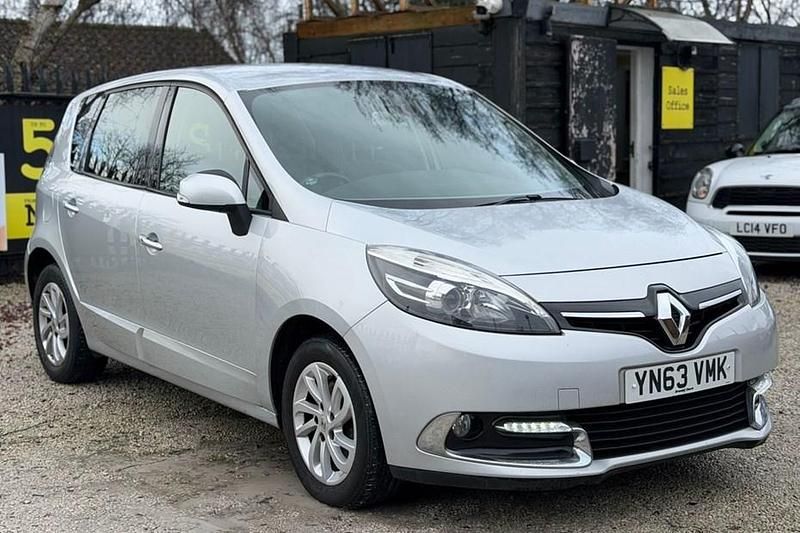 Used Renault Scénic III Dynamique 110 HP (80 kW) 2013
