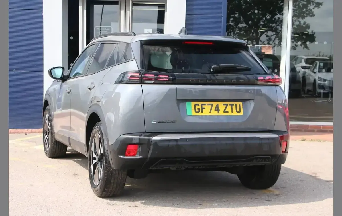Used Peugeot e-2008 Allure 100 kW (136 HP) 2024 Grey SUV