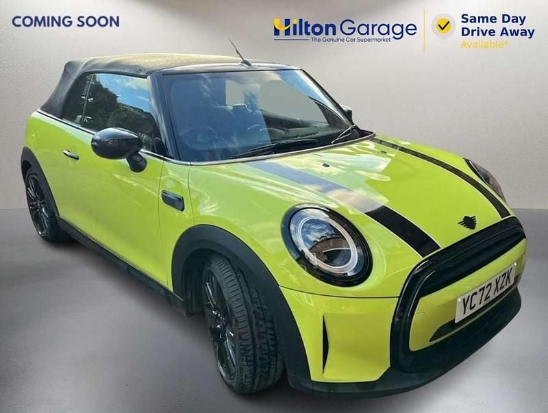 Begagnad Mini Cooper Cabriolet Exclusive 2022 Gul Cab