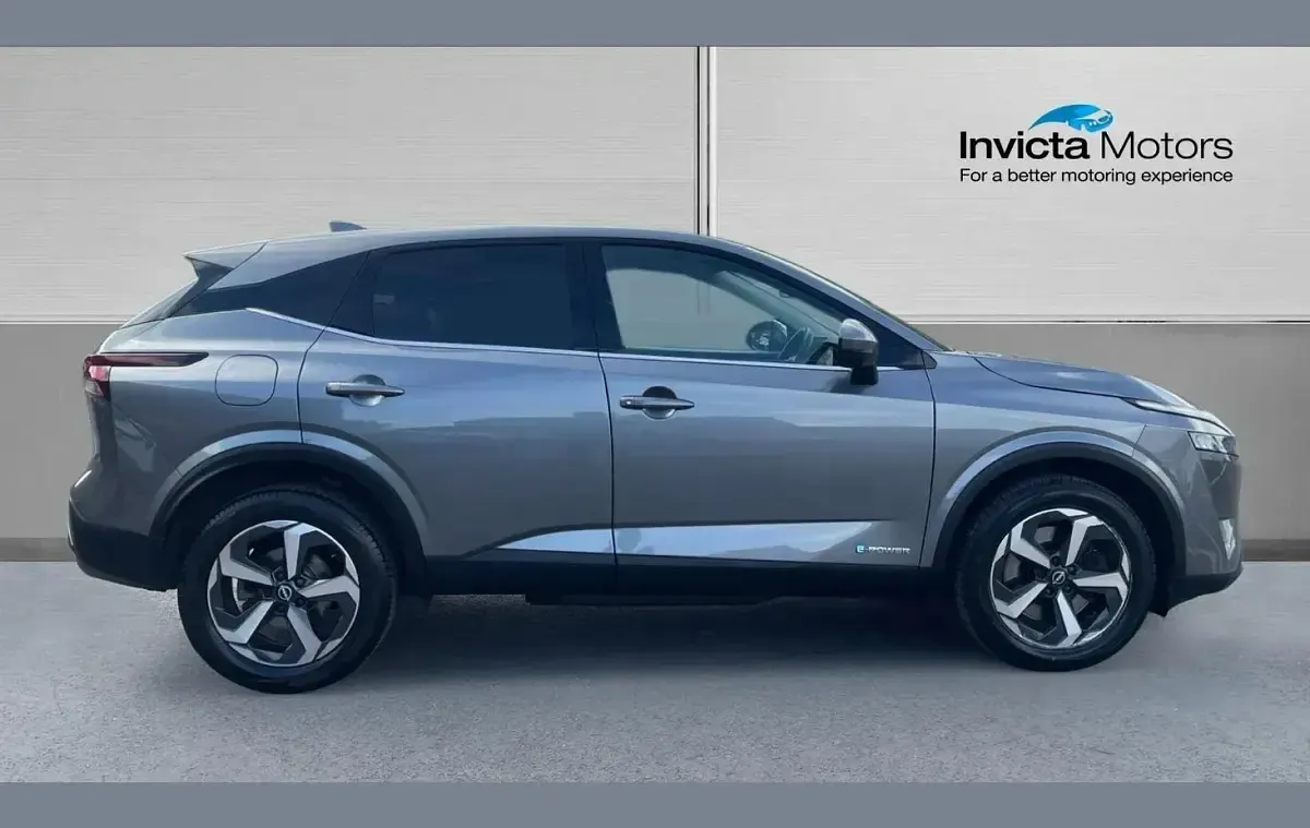 Used Nissan Qashqai N-Connecta 190 HP (139 kW) 2023 Grey SUV