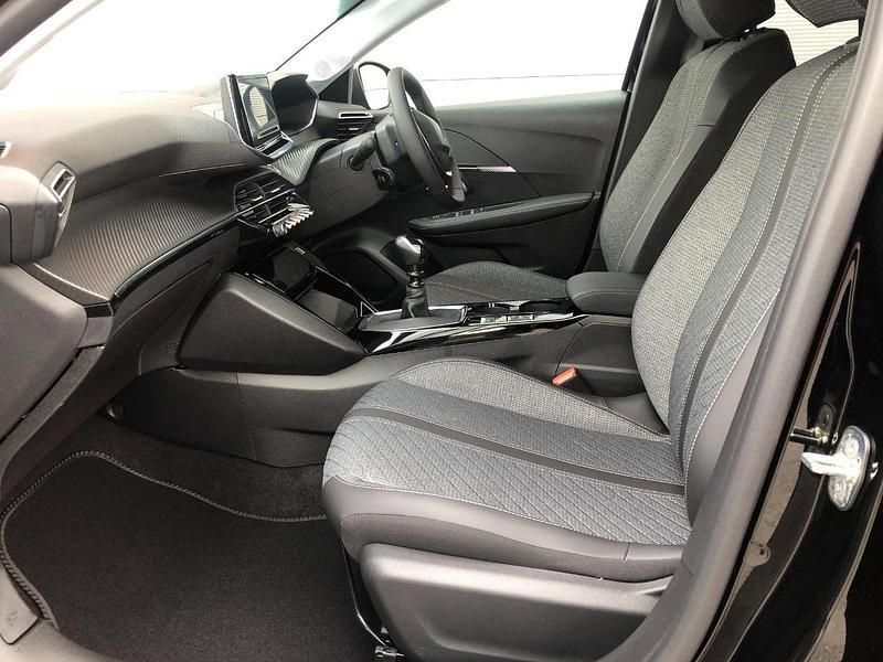 Black New 2025 Peugeot 208 Allure Hatchback | £17,495 (Super price) - Image 1/4