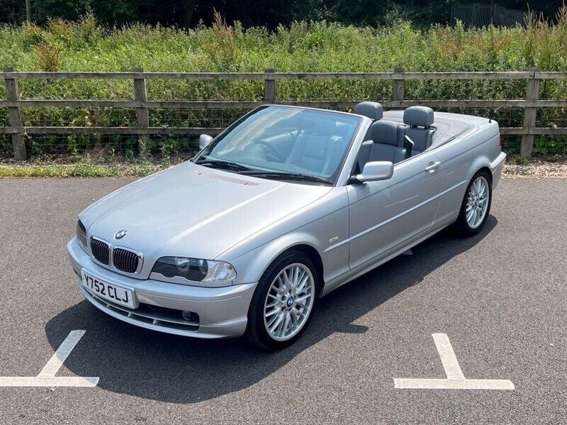 Silver Used 2001 BMW 325 Cabriolet Cabriolet | £9,990 - Image 1/4