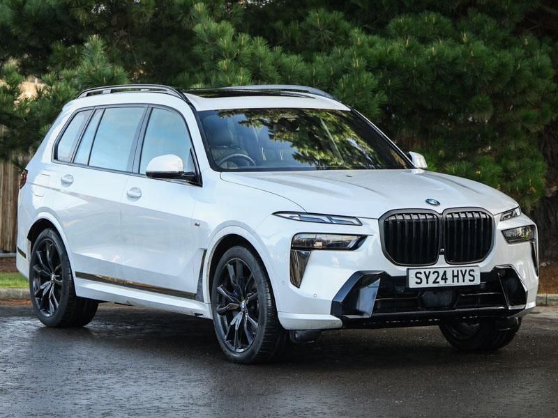 White Used 2024 BMW X7 M Sport SUV | £69,898 (Super price) - Image 1/4