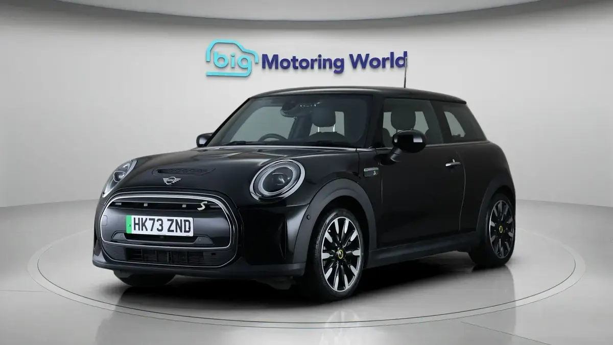 Used Mini Cooper SE Hatch 135 kW (184 HP) 2023 Hatchback
