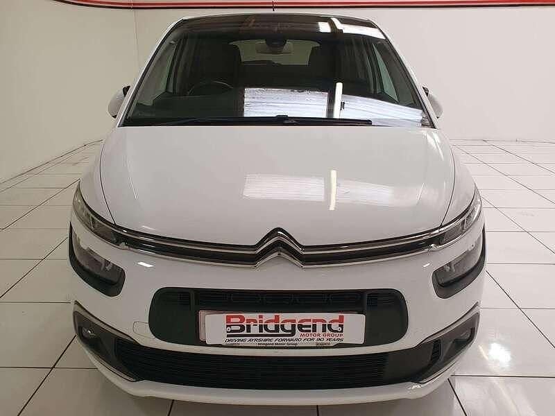 Used Citroën C4 Feel 2019 White MPV
