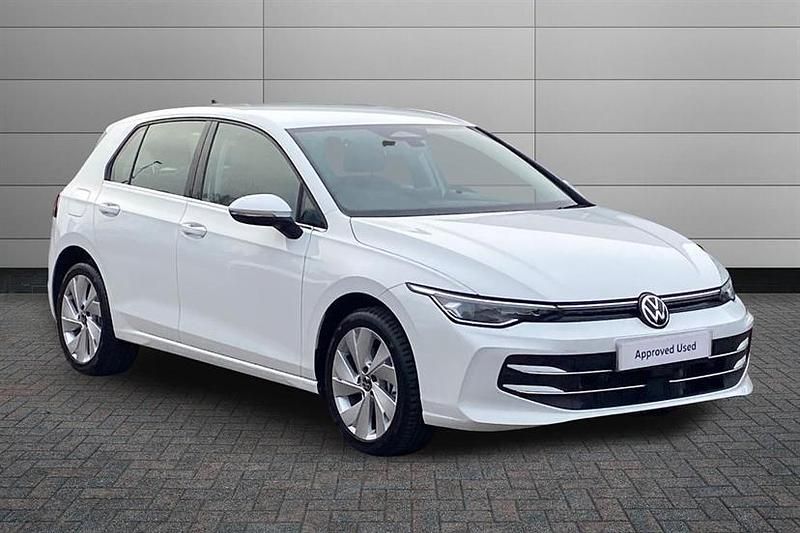 New VW Golf VIII Style 204 HP (150 kW) 2025 Pure white Hatchback