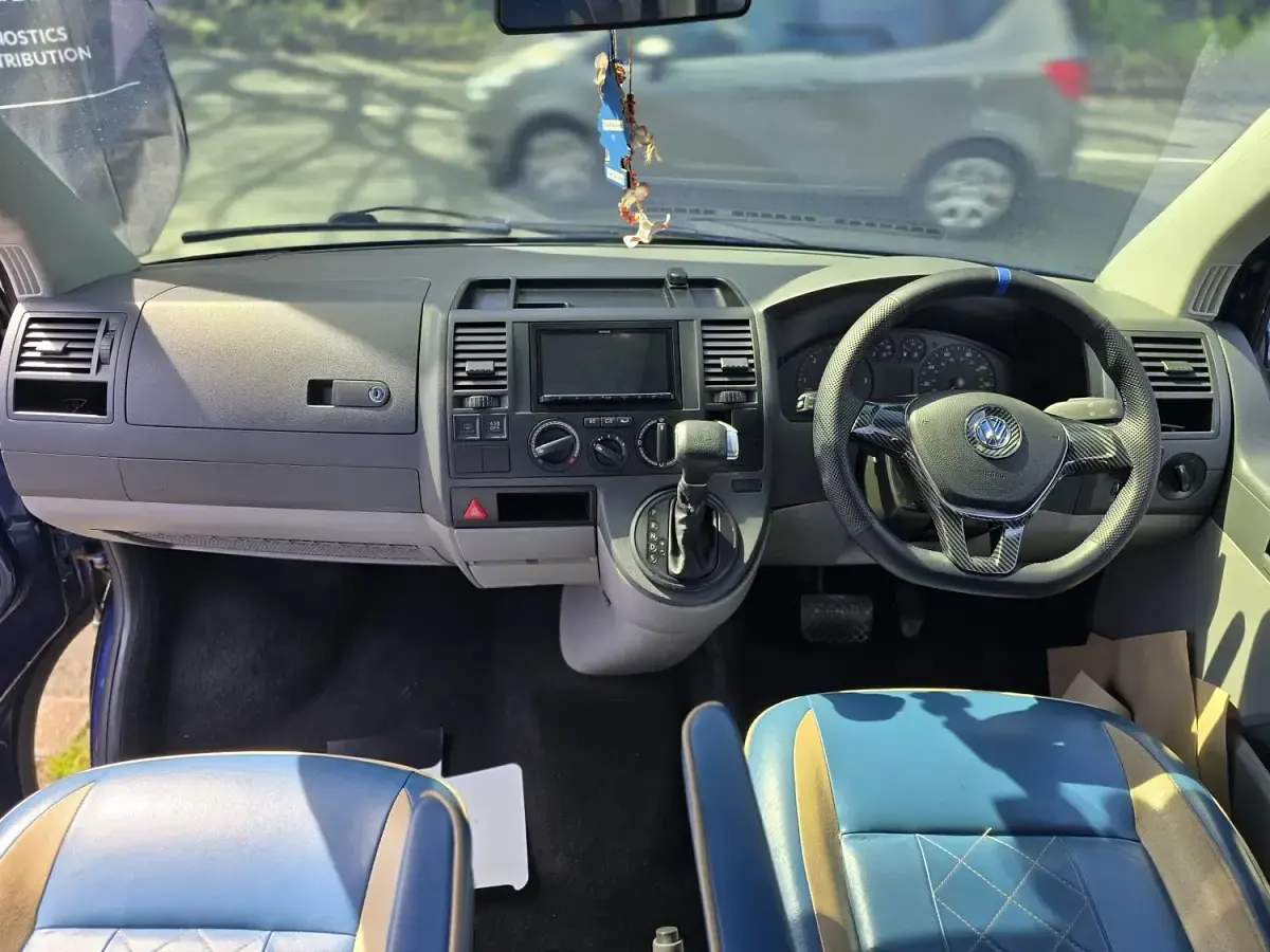 Used VW T5 SE 130 HP (95 kW) 2007 Blue Van